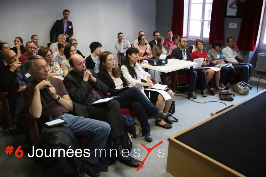 clients assistant à la conférence des Journées Mnesys